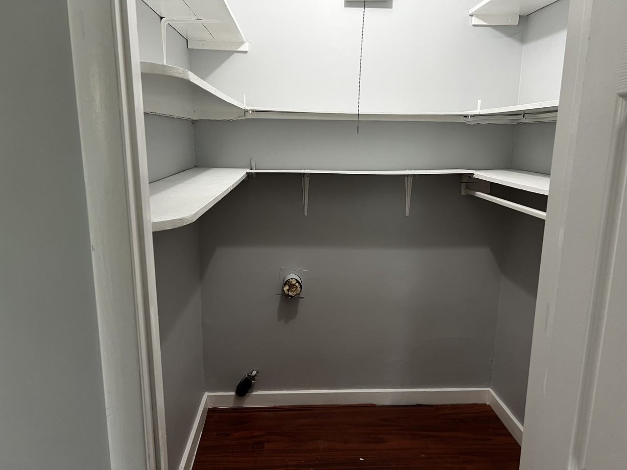 135 Foundry St - Photo 3 of 10