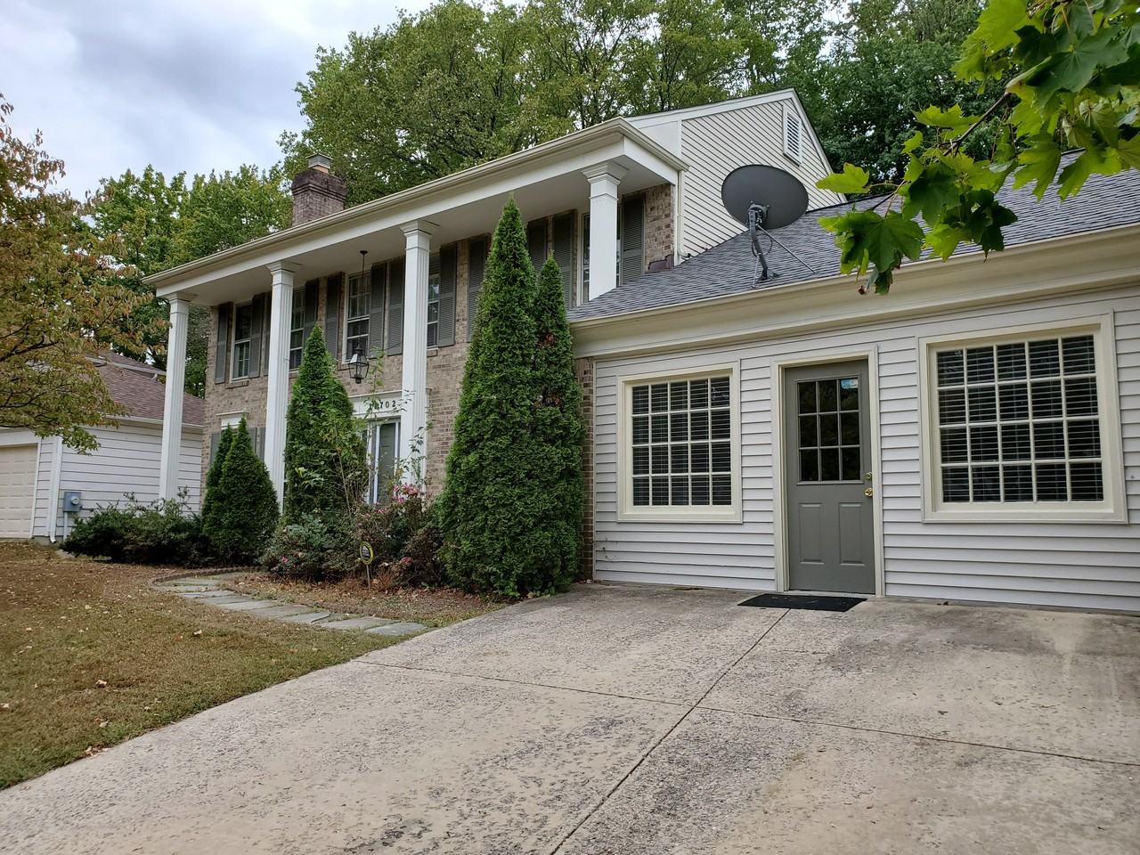 12702 Ruxton Rd - Photo 2 of 38