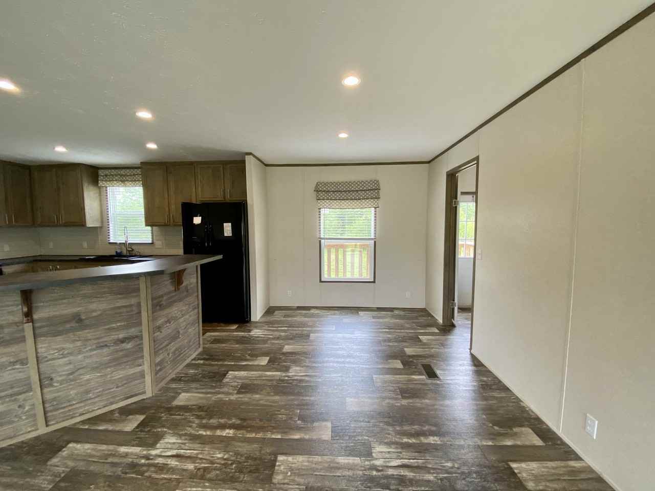 277 Brian Dr - Photo 3 of 12