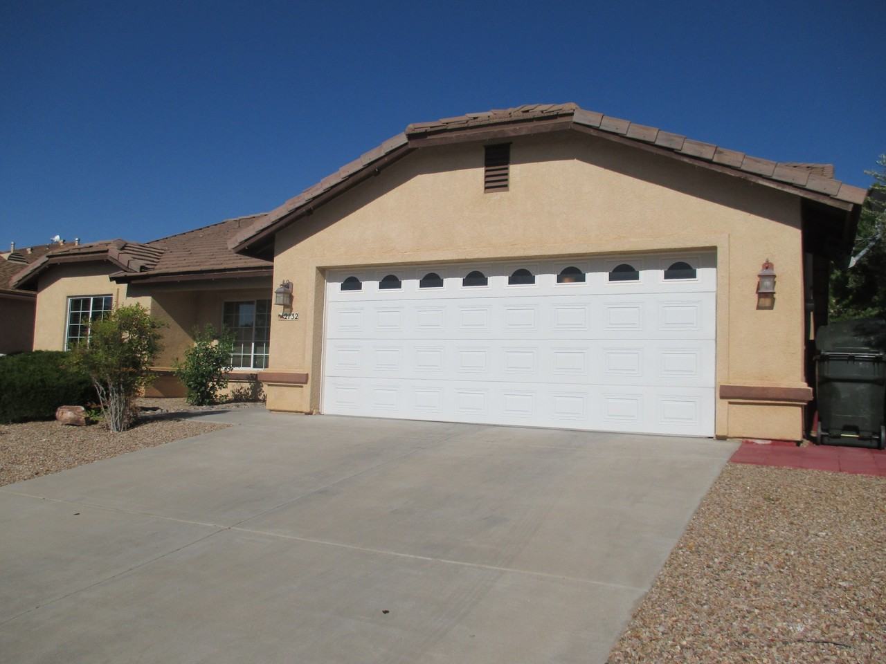 2132 Ridgeview Rd, Kingman, AZ 86401 3 Bedroom House for 1,400/month