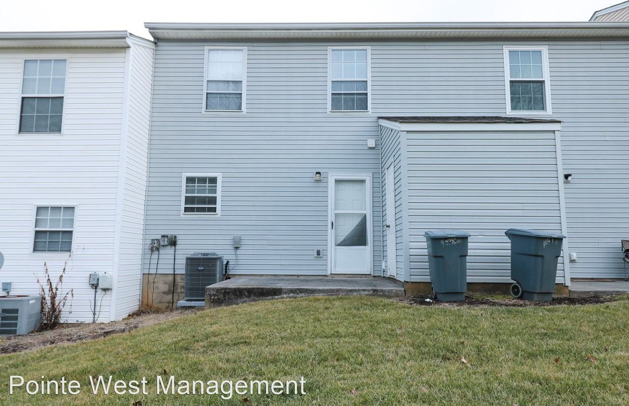 1411 Christine Court - Photo 3 of 8