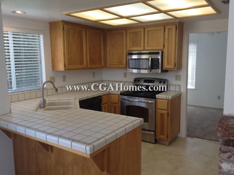 1211 Chesapeake Dr - Photo 2 of 11