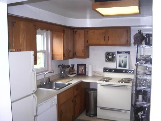 5970 Reeves Rd - Photo 3 of 6