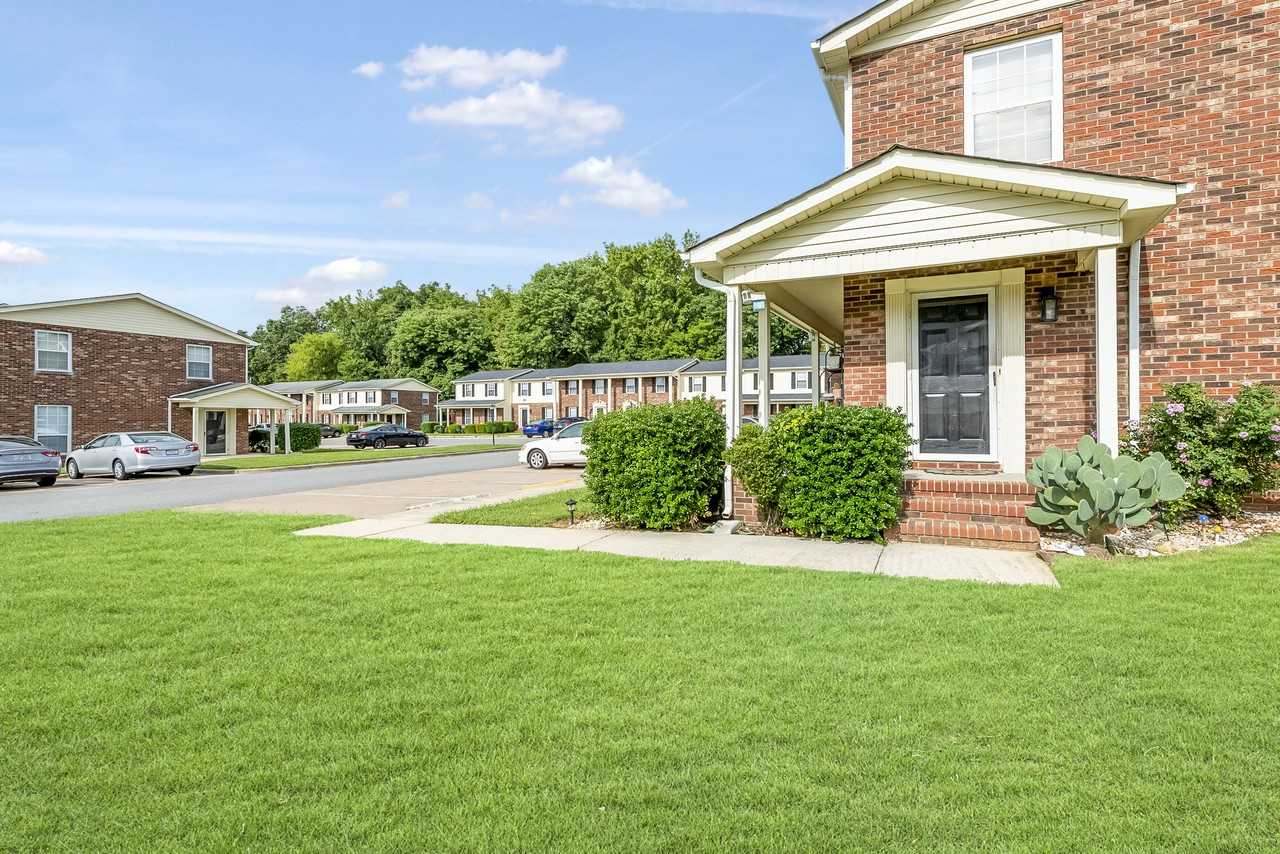 Concordview Townhomes - Photo 4 of 28