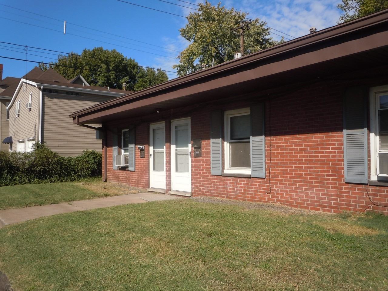 1217 22nd Street - Photo 2 of 9