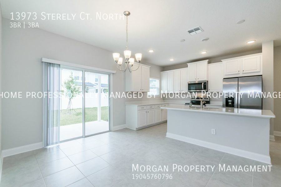 13973 Sterely Ct N - Photo 3 of 20