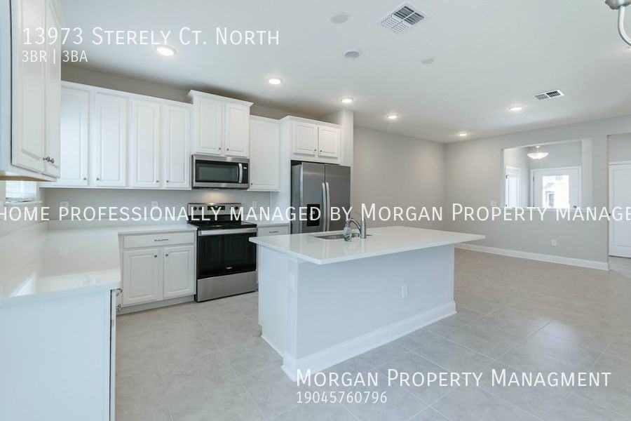 13973 Sterely Ct N - Photo 2 of 20