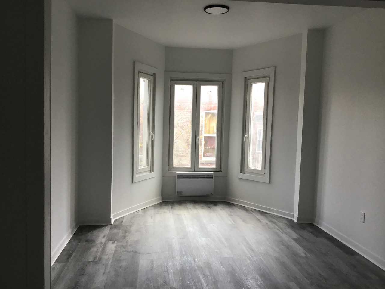 2250 Avenue Girouard ##8