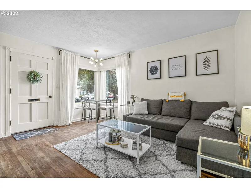 1059 17th Ave - Photo 2 of 11