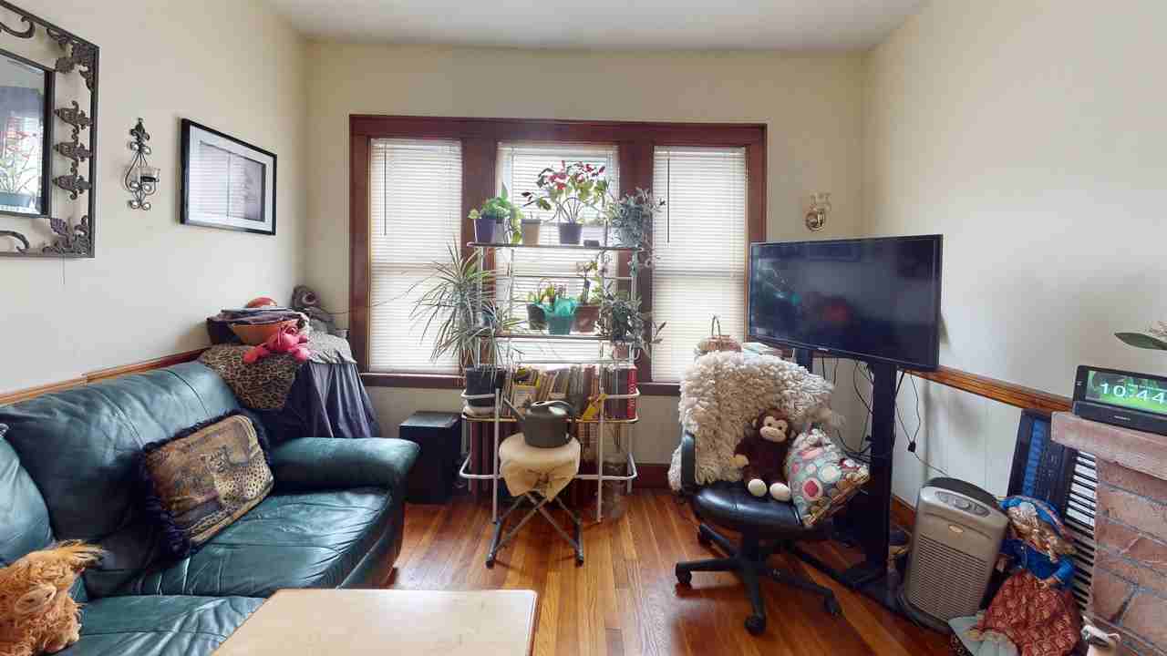 48 Oak St #2 - Photo 4 of 11