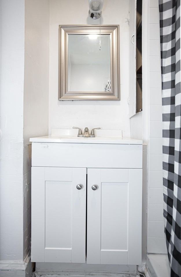 Spring St - Photo 3 of 20