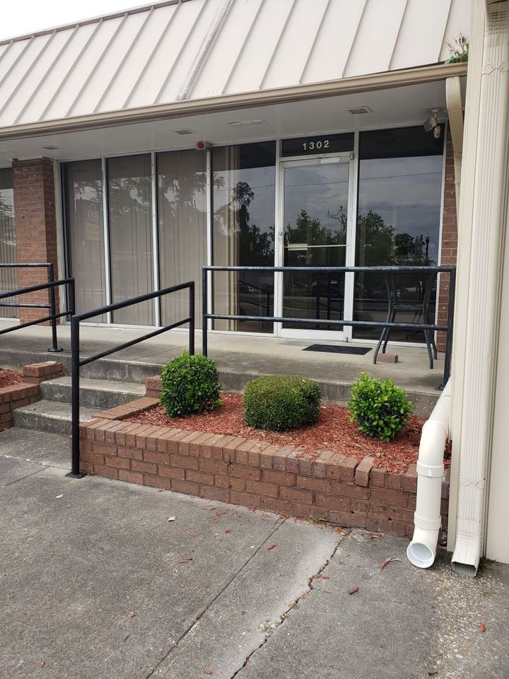 1302A 4th Ave #A - Photo 2 of 11