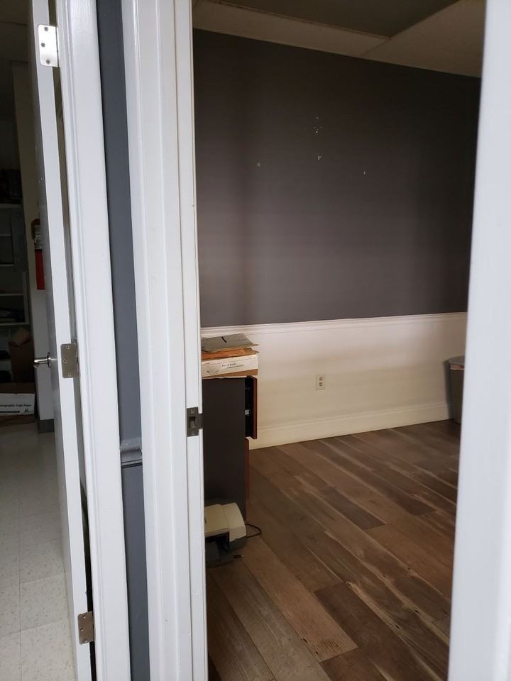 1302A 4th Ave #A - Photo 6 of 11