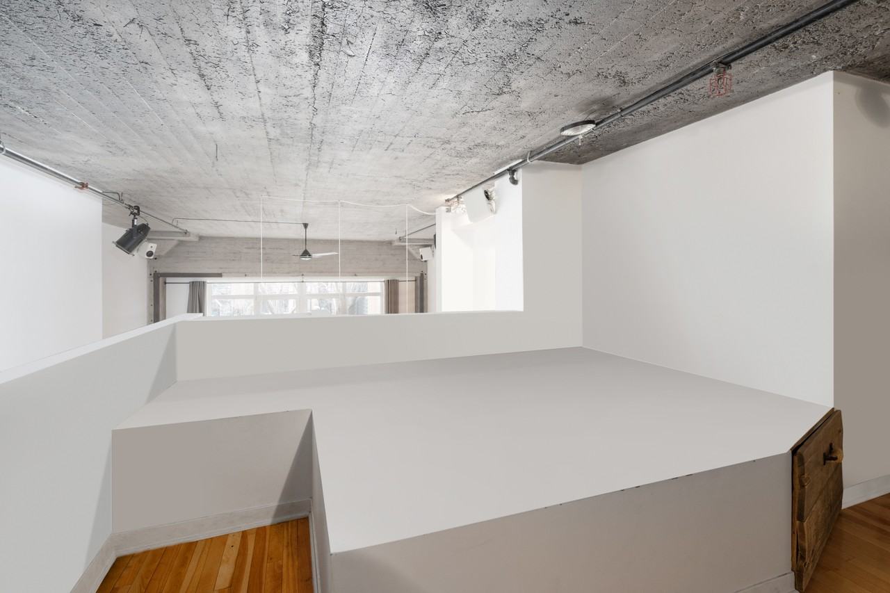 20 Rues des Soeurs-Grises #108 - Photo 2 of 18