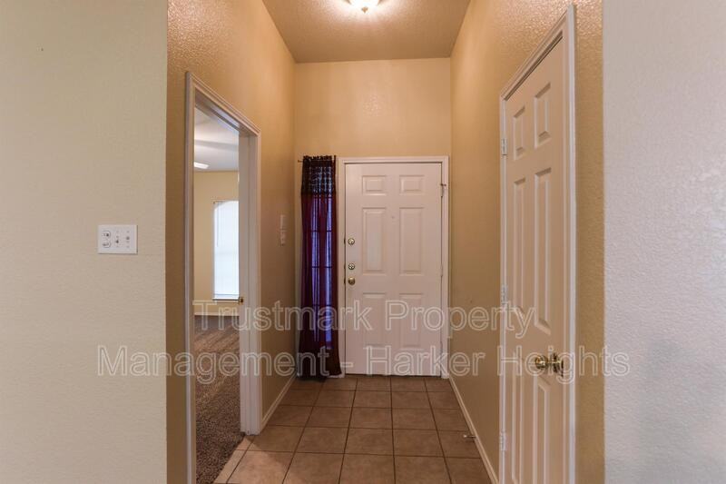 3813 Tiger Dr - Photo 2 of 27