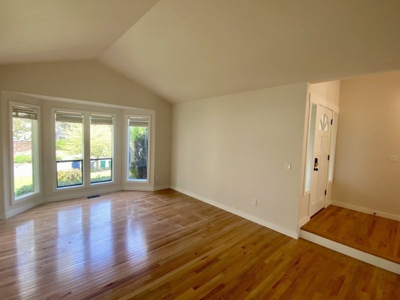 650 Jasmine Pl Nw - Photo 2 of 27