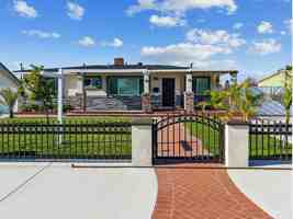 featured image of 1225 E Crestbrook Pl