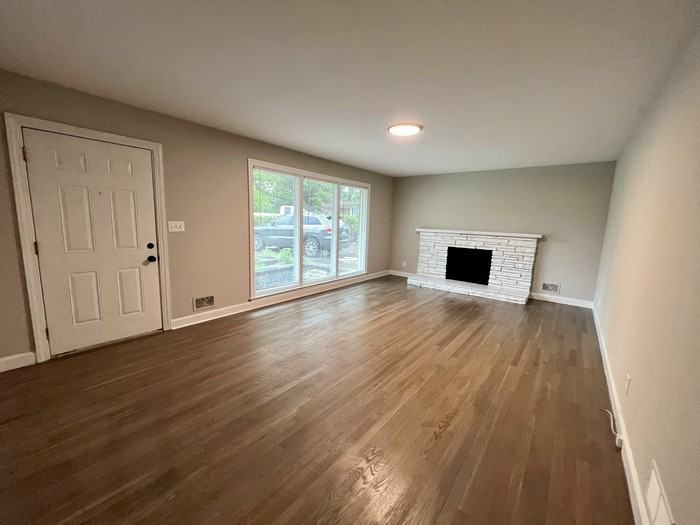 765 8th Avenue Dr Se - Photo 2 of 26