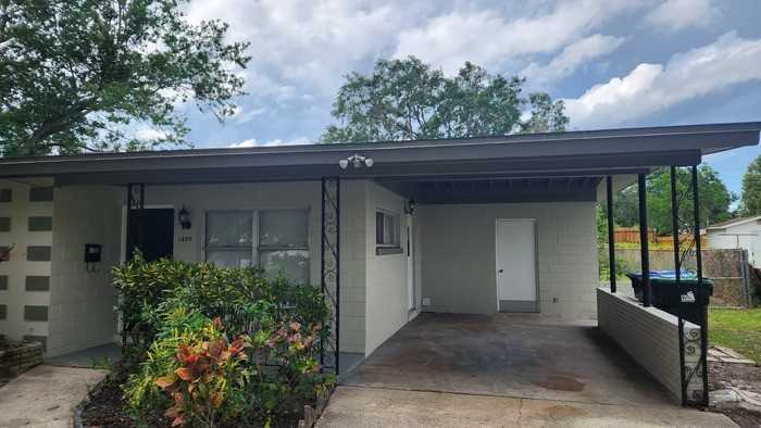 1209 Baltimore Dr - Photo 2 of 14