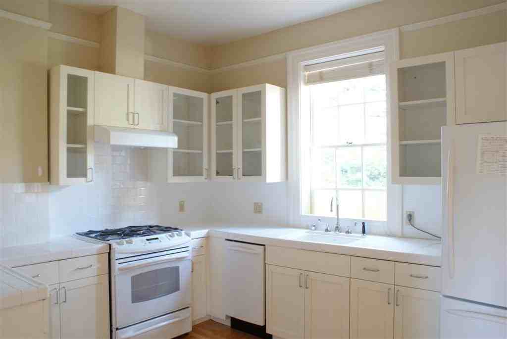 1330 Kobbe Avenue #F - Photo 3 of 8