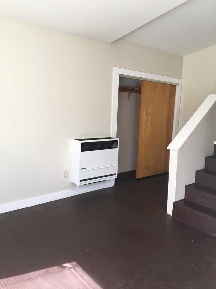 219 Blackburn St #219 - Photo 3 of 10