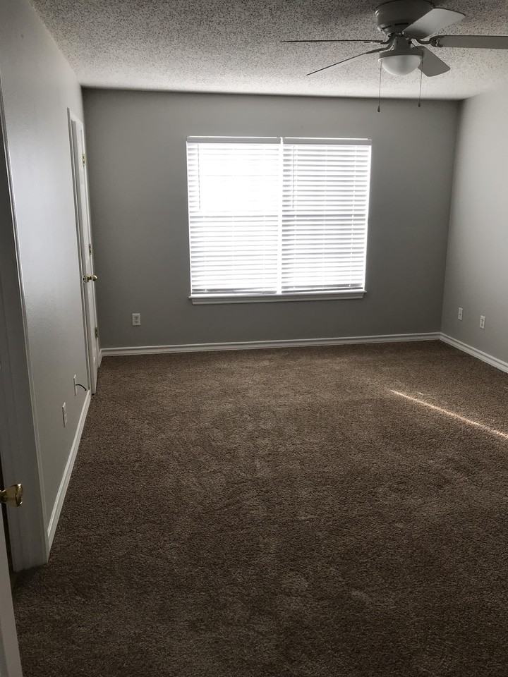 63 Green Oak Cir #63 - Photo 6 of 7