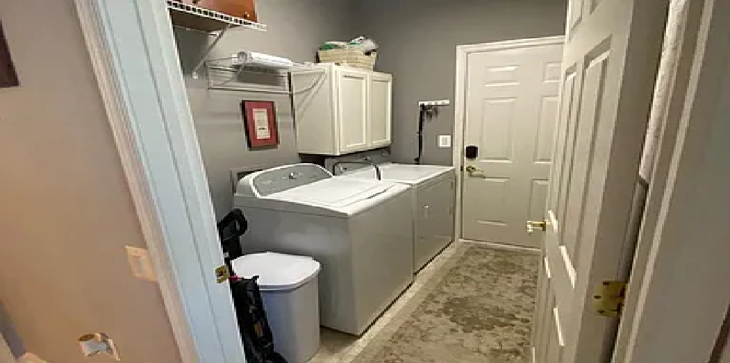 12 Hanover Dr - Photo 3 of 9