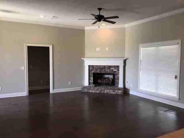 112 Western Ridge Cir - Photo 2 of 12