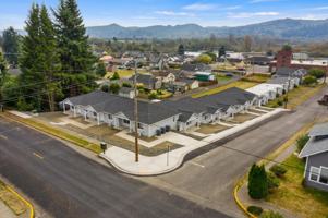 featured image of 303 E Broadway Ave