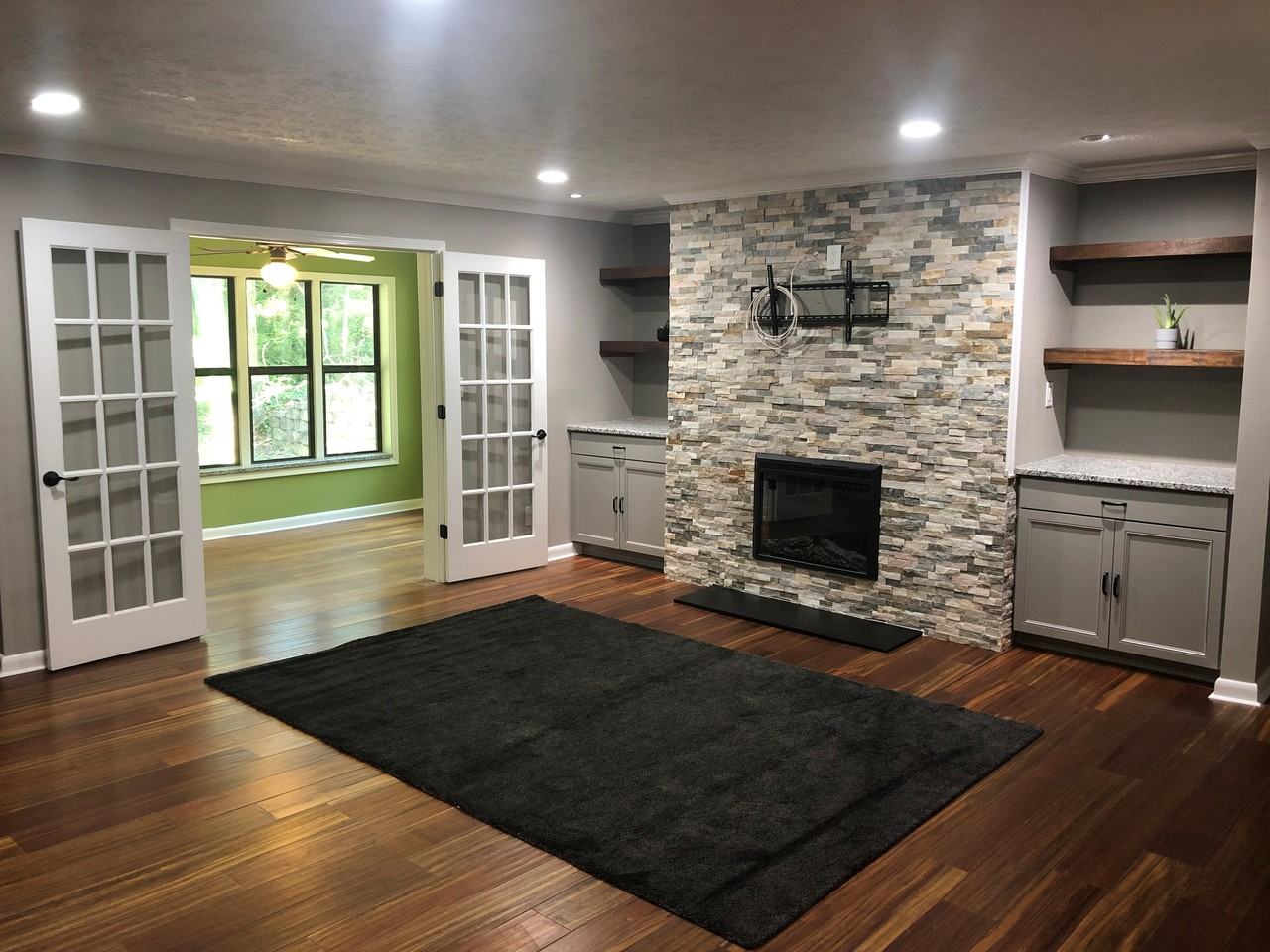 1015 Summit North Dr Ne #1015 - Photo 2 of 7