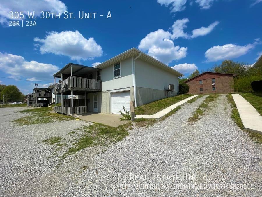 305 W 30th St #A - Photo 2 of 10