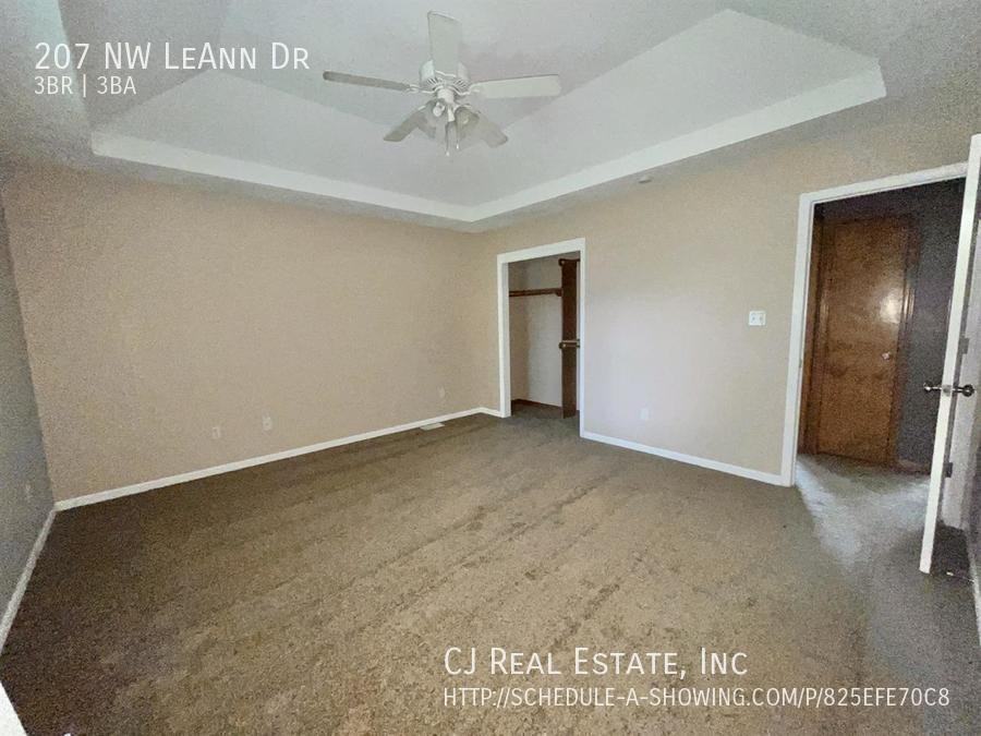 207 Nw Leann Dr - Photo 7 of 11