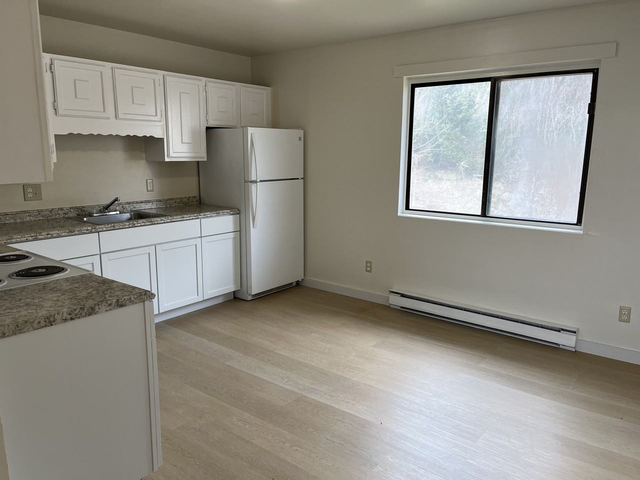 131 Macarthur Ave #37 - Photo 2 of 15