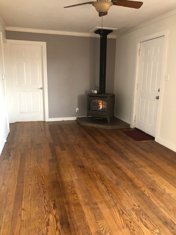 210 Bridge St - Photo 3 of 15