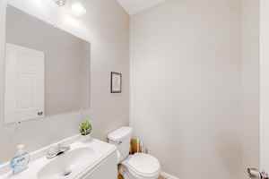 featured image of E Farris Ave