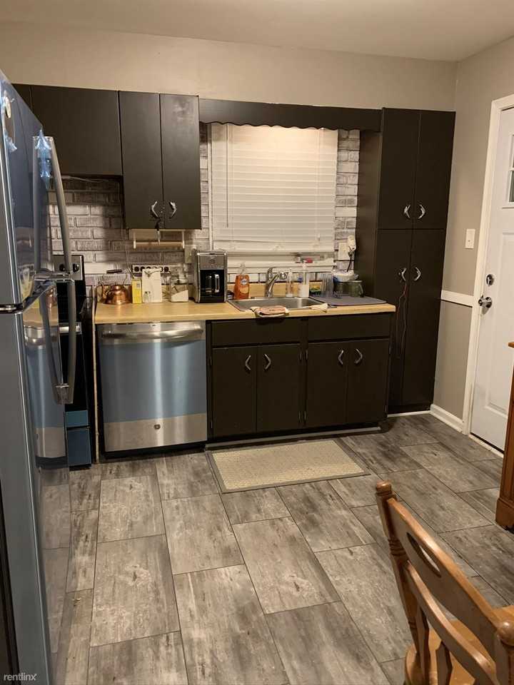 1081 Fuhrman Rd - Photo 3 of 6