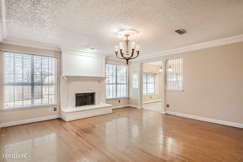 5516 Rolling Green Rd - Photo 2 of 21