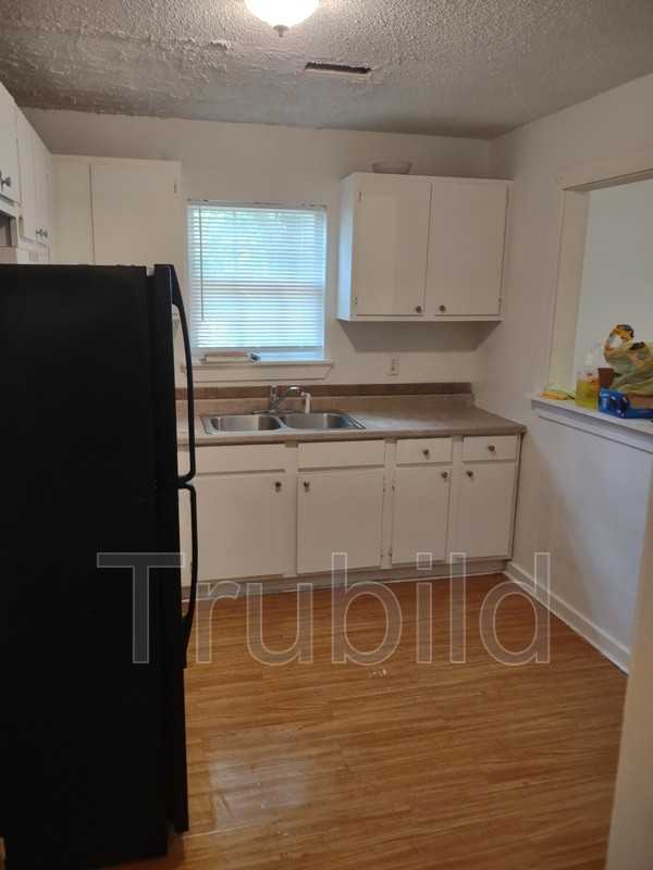 3119 Chicora Ave - Photo 2 of 7