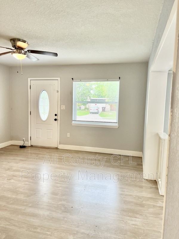 5508 Andora St - Photo 2 of 16