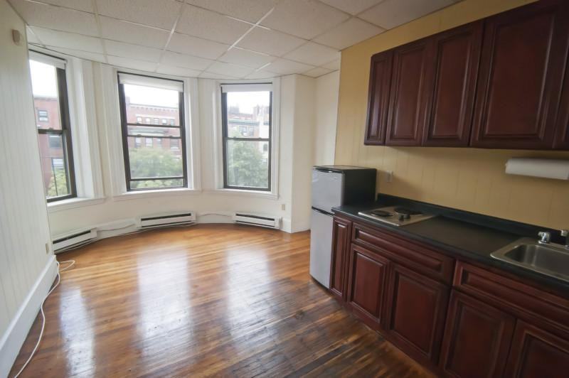 868 Beacon St #11