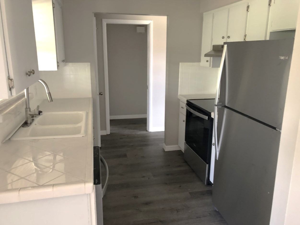 362 Briarwood Rd - Photo 2 of 7