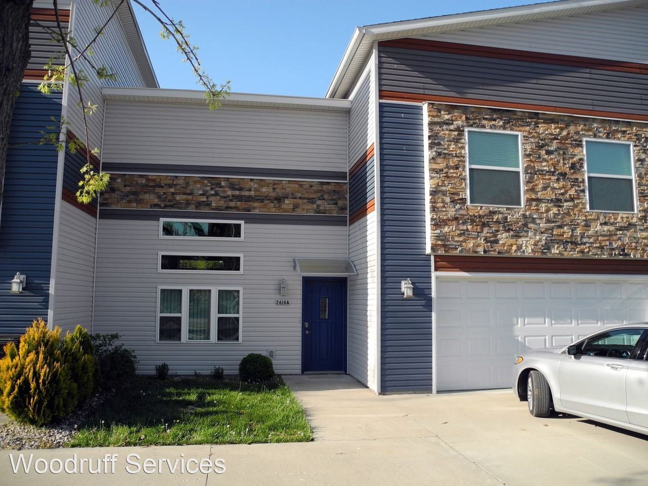 Southern Oasis Townhomes - Photo 2 of 32