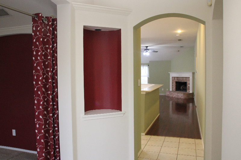 1320 Meredith Dr - Photo 2 of 42