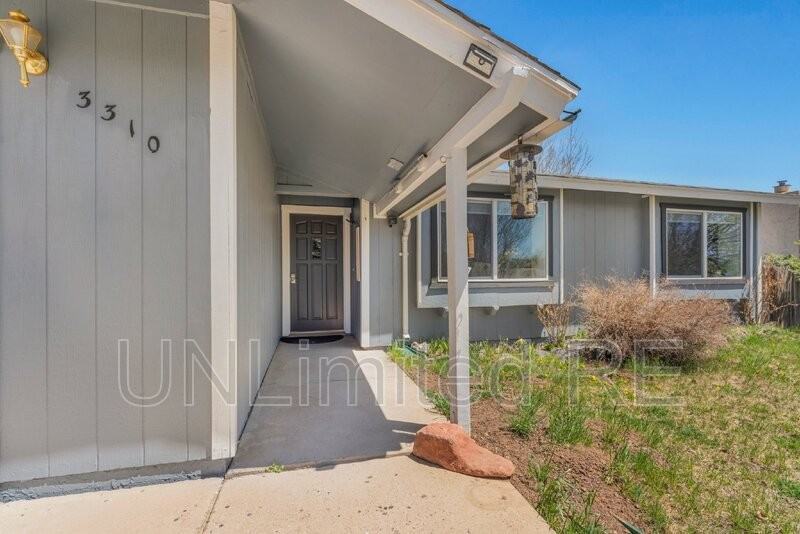 3310 W Mountain Dr - Photo 3 of 21