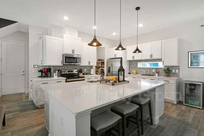 13217 Cormack Ln - Photo 6 of 21