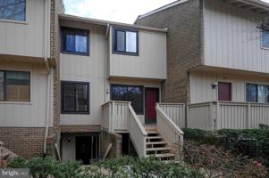 featured image of 2466 Glengyle Drive