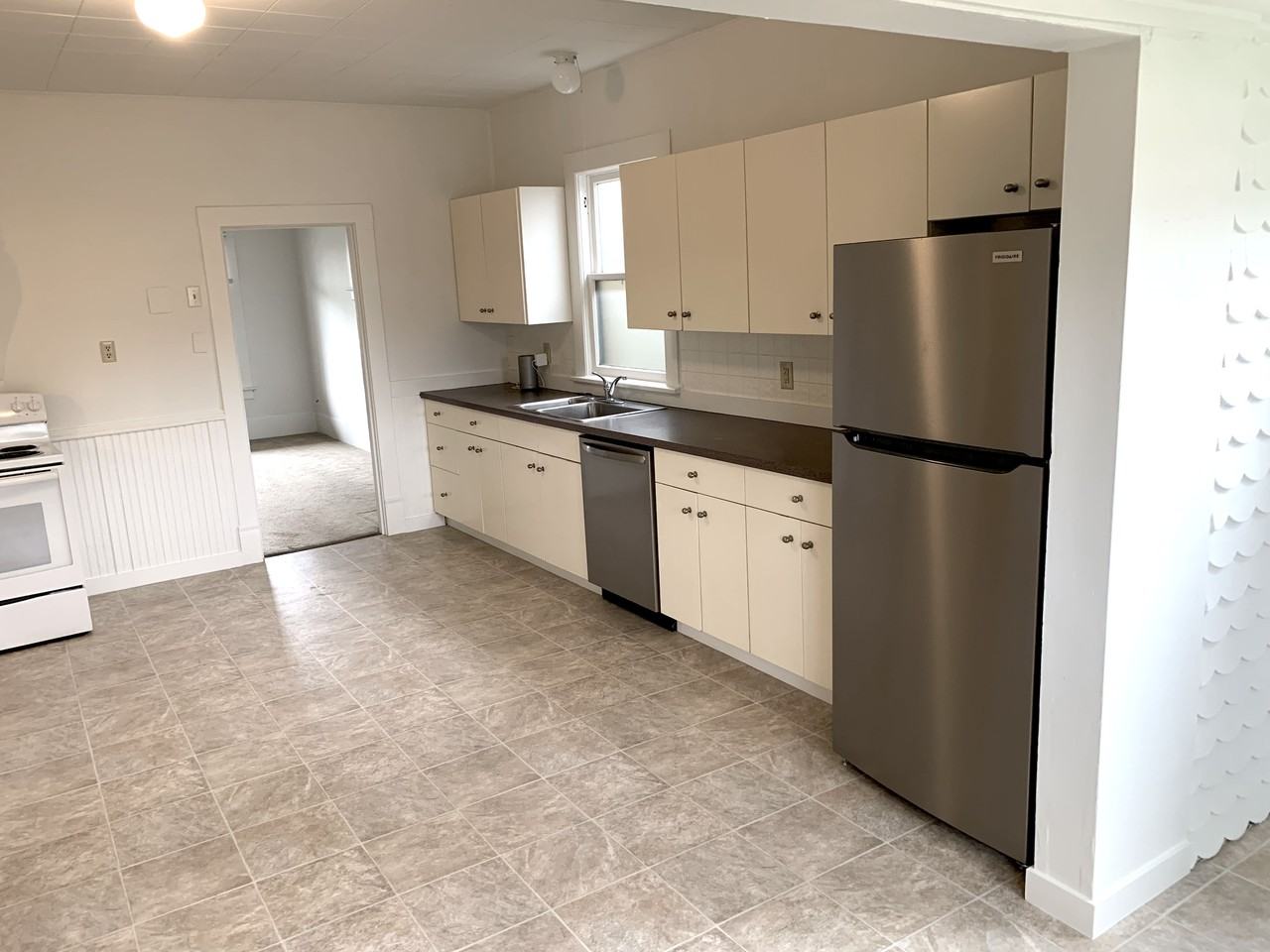 2112 Walnut St #NA - Photo 2 of 8