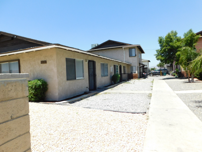 1230 Valencia Ave #C - Photo 2 of 8