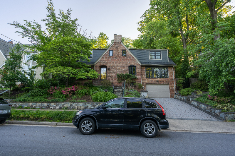 4243 Vacation Ln - Photo 3 of 45