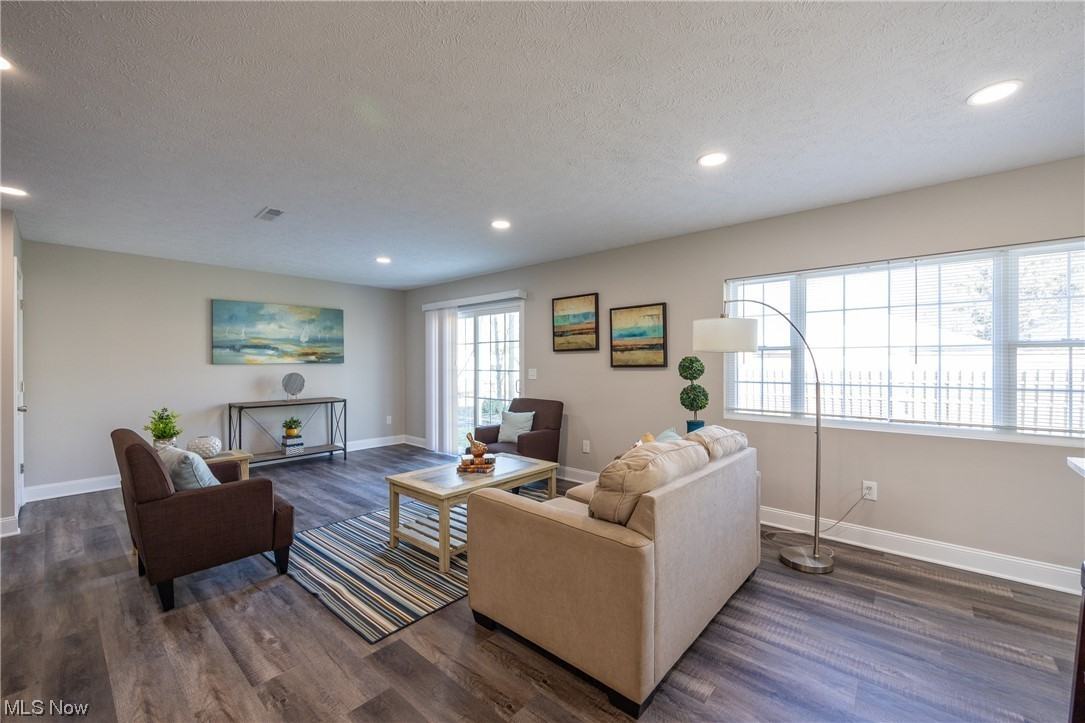 1600 E 298th St - Photo 3 of 35